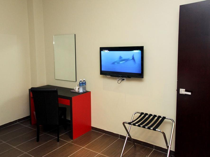 Est Penang Hotel Bayan Lepas Ngoại thất bức ảnh